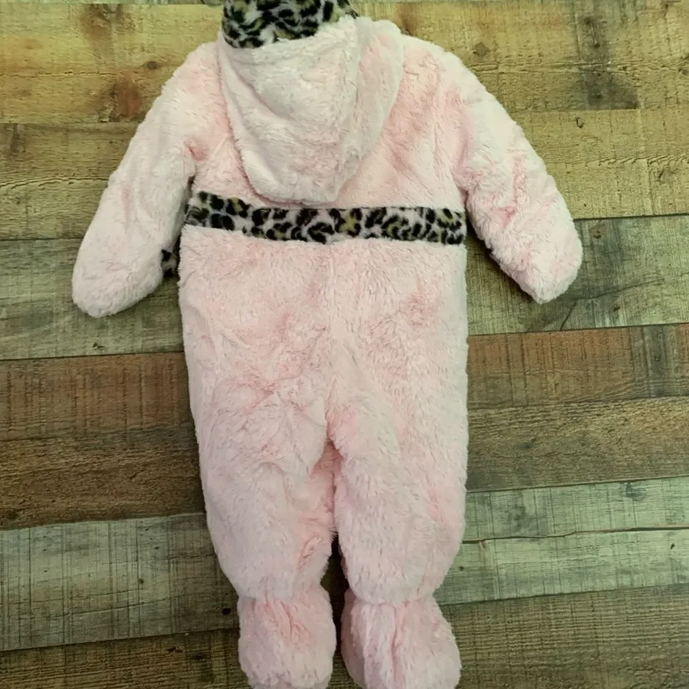 Rothschild pink and leopard hooded footie, 6-9mths‎